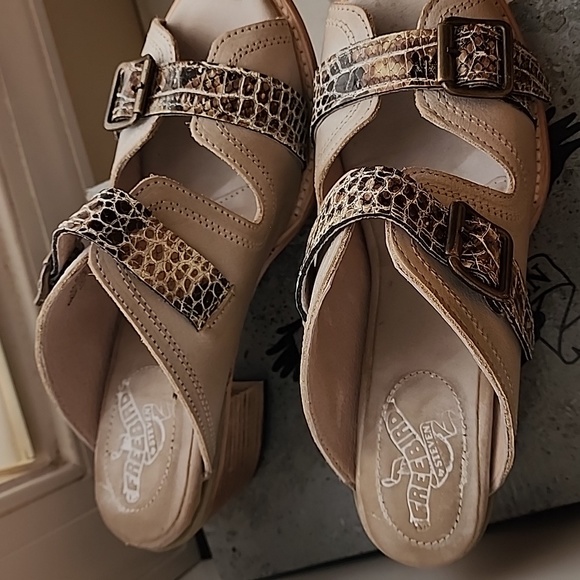 FreeBird by Steven Caprice Sandals (ice multi) - Picture 4 of 6